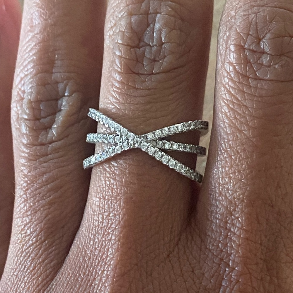 Sterling Silver Criss Cross Ring Size 6/7